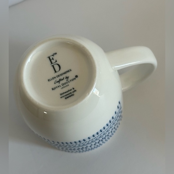 Royal Doulton Ellen Degeneres Cobalt Blue Chevron Discontinued Coffee Mug 4-1/8” - Picture 2 of 3